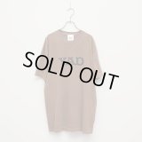 BOUNCE ORIGINAL｜ "YAD" S/S TEE｜CHOCOLATE