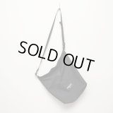 430fourthirty｜LYR ROLL SHOULDER BAG ショルダーバッグ｜BLACK