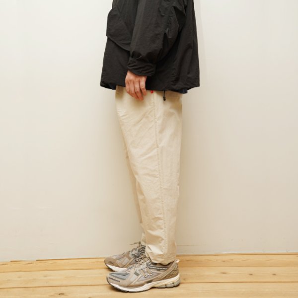 画像1: TRICOLORE|TELAXS PANTS|OFF WHITE (1)