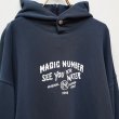画像2: MAGICNUMBER｜OLD SIGN WASED ZIPHOOD SWEAT｜NAVY (2)