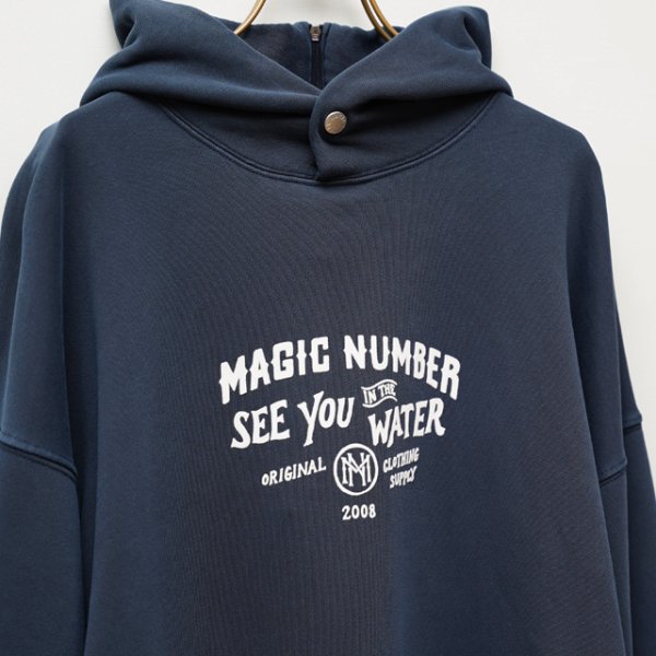 画像2: MAGICNUMBER｜OLD SIGN WASED ZIPHOOD SWEAT｜NAVY (2)